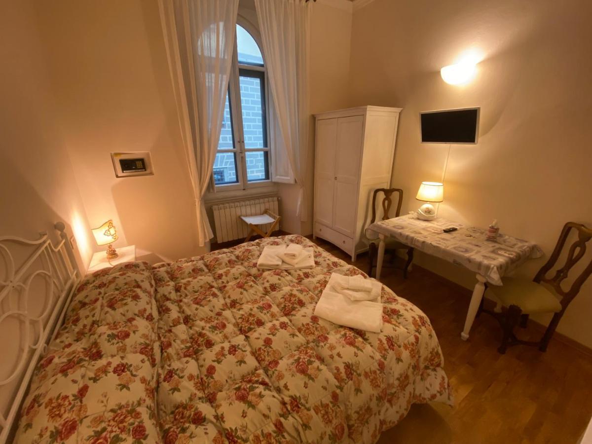 Relais Del Duomo Panzió Firenze Kültér fotó